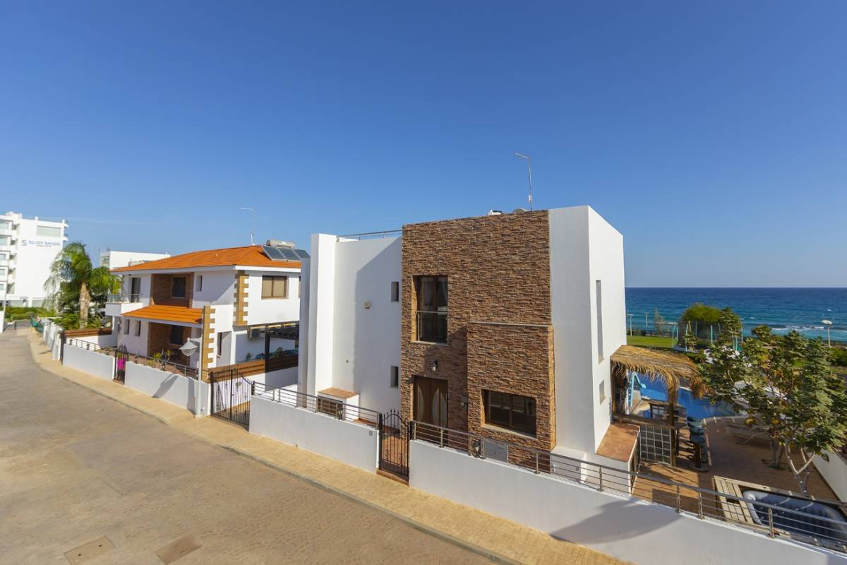 villa 13 17
