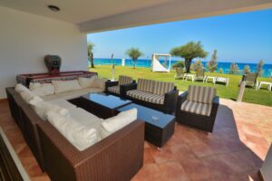 Villa 13 veranda